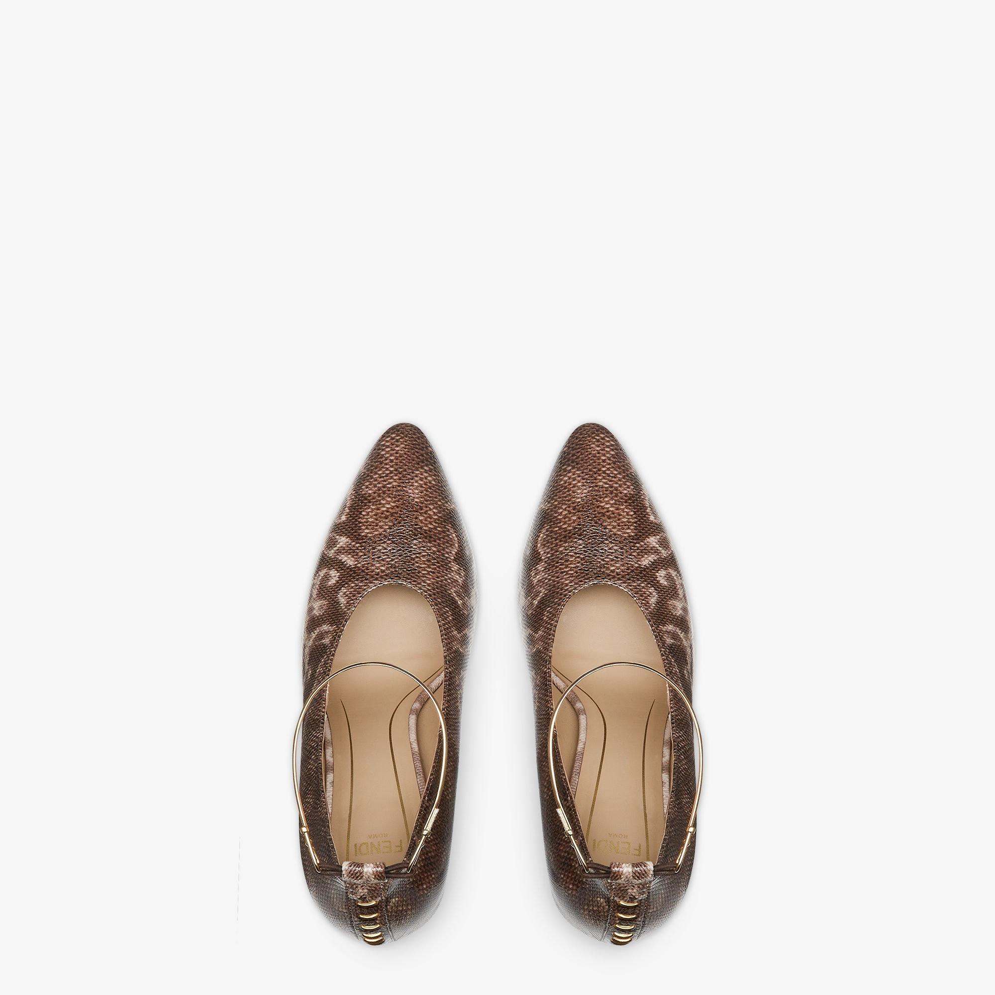 Fendi FiloBeige karung leather pumps Product Image