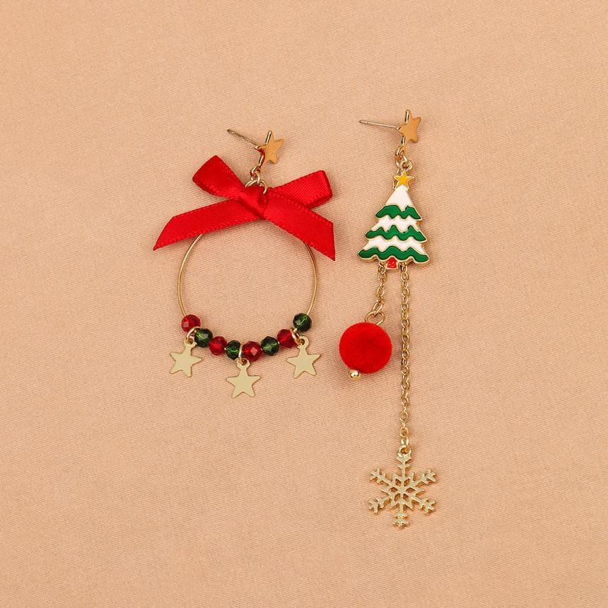 Christmas Asymmetrical Drop Earring / Clip On Earring Product Image