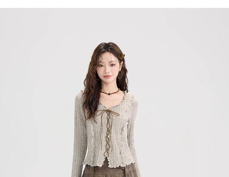 Long-Sleeve V-Neck Plain Lettuce Edge Lace-Up Tee Product Image