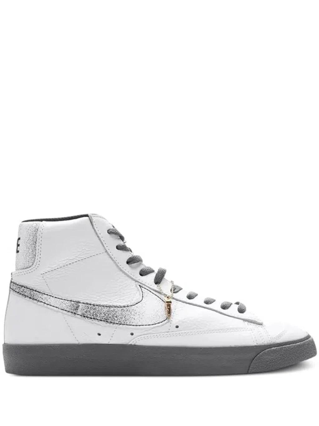 NIKE Men's High Shoe Blazer Mid 77 White/smoke Grey/black/white Product Image