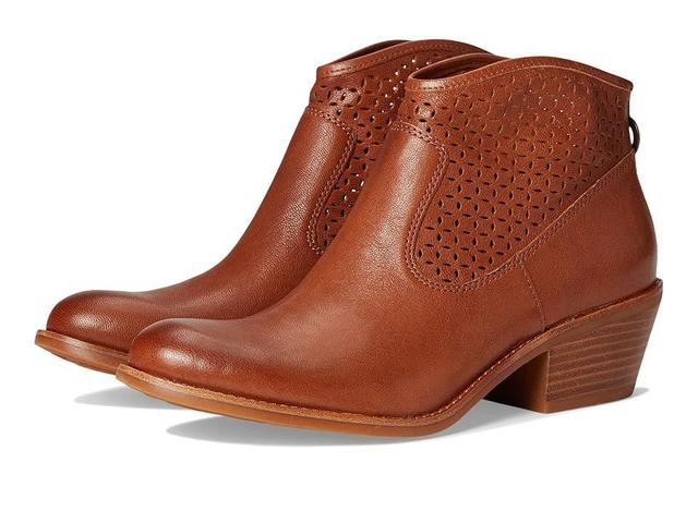 Sofft Aisley Perf (Russet ) Women's Boots Product Image