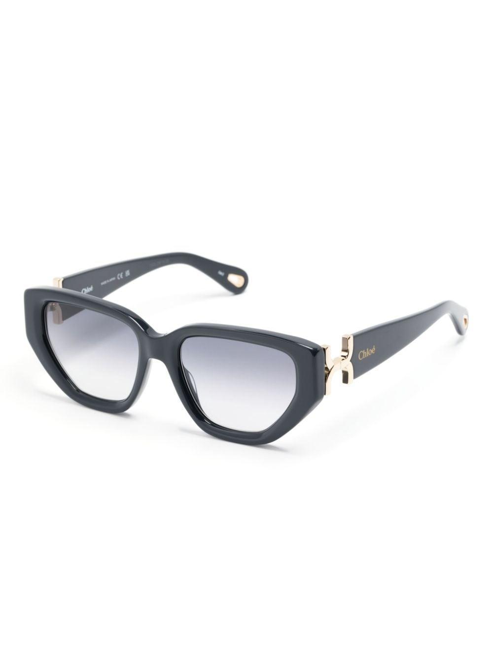 Marcie Cat-eye-sonnenbrille In Blau Product Image