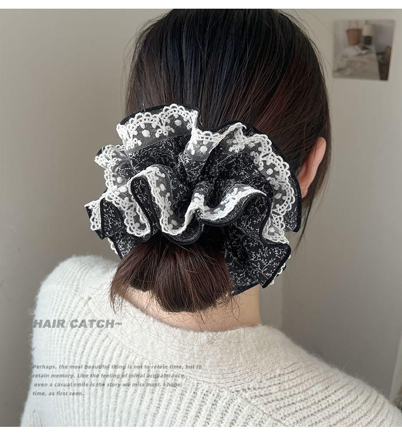 Floral Print Panel Scrunchie Product Image