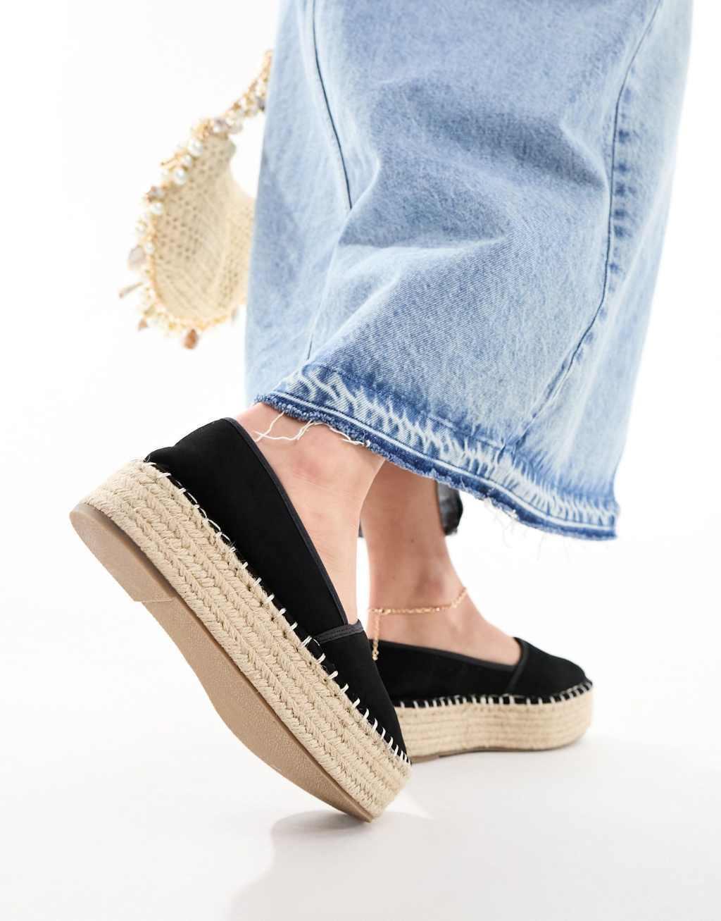 ASOS DESIGN Journal flatform espadrilles in black Product Image