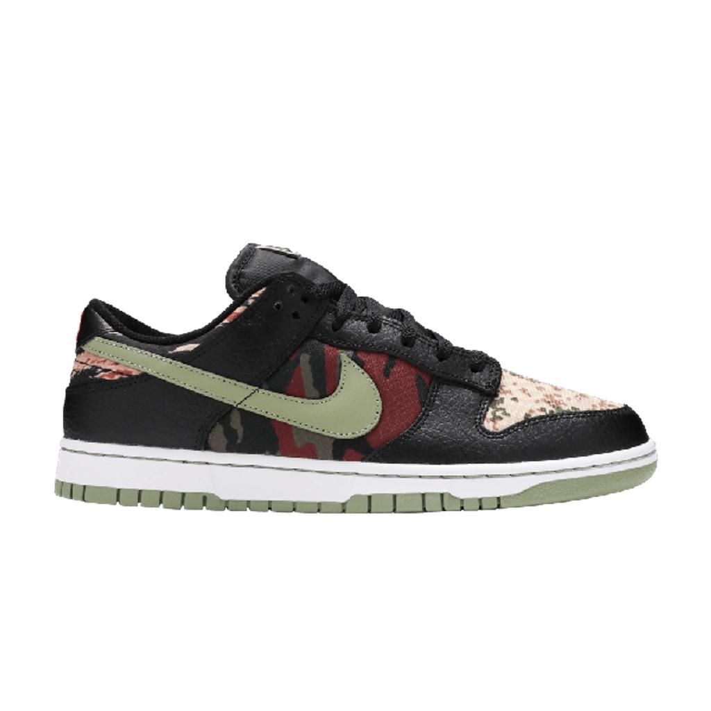 NIKE Dunk Low "crazy Camo" Sneakers In Green Product Image