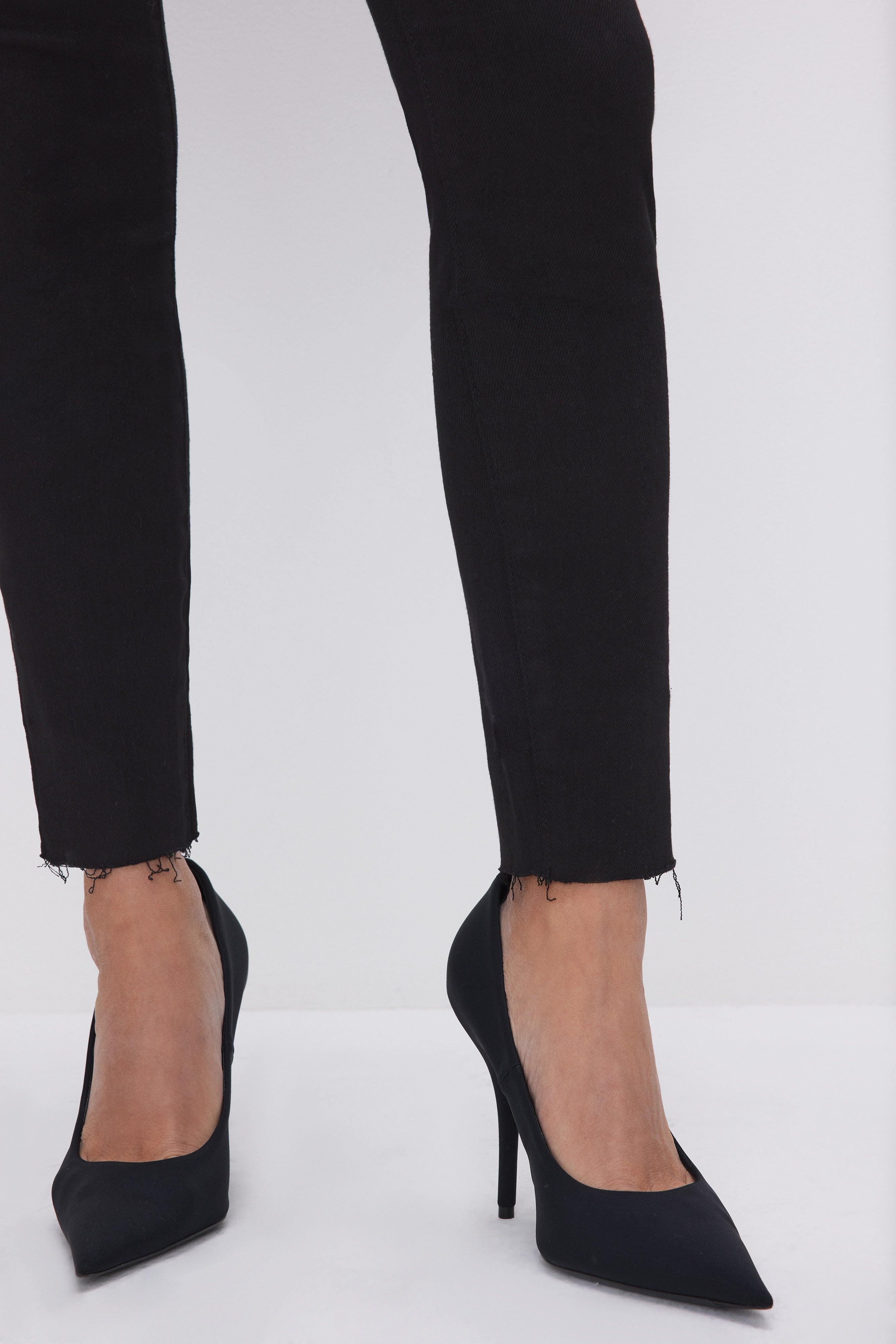 GOOD PETITE SKINNY NEVER FADE JEANS | BLACK001 Product Image