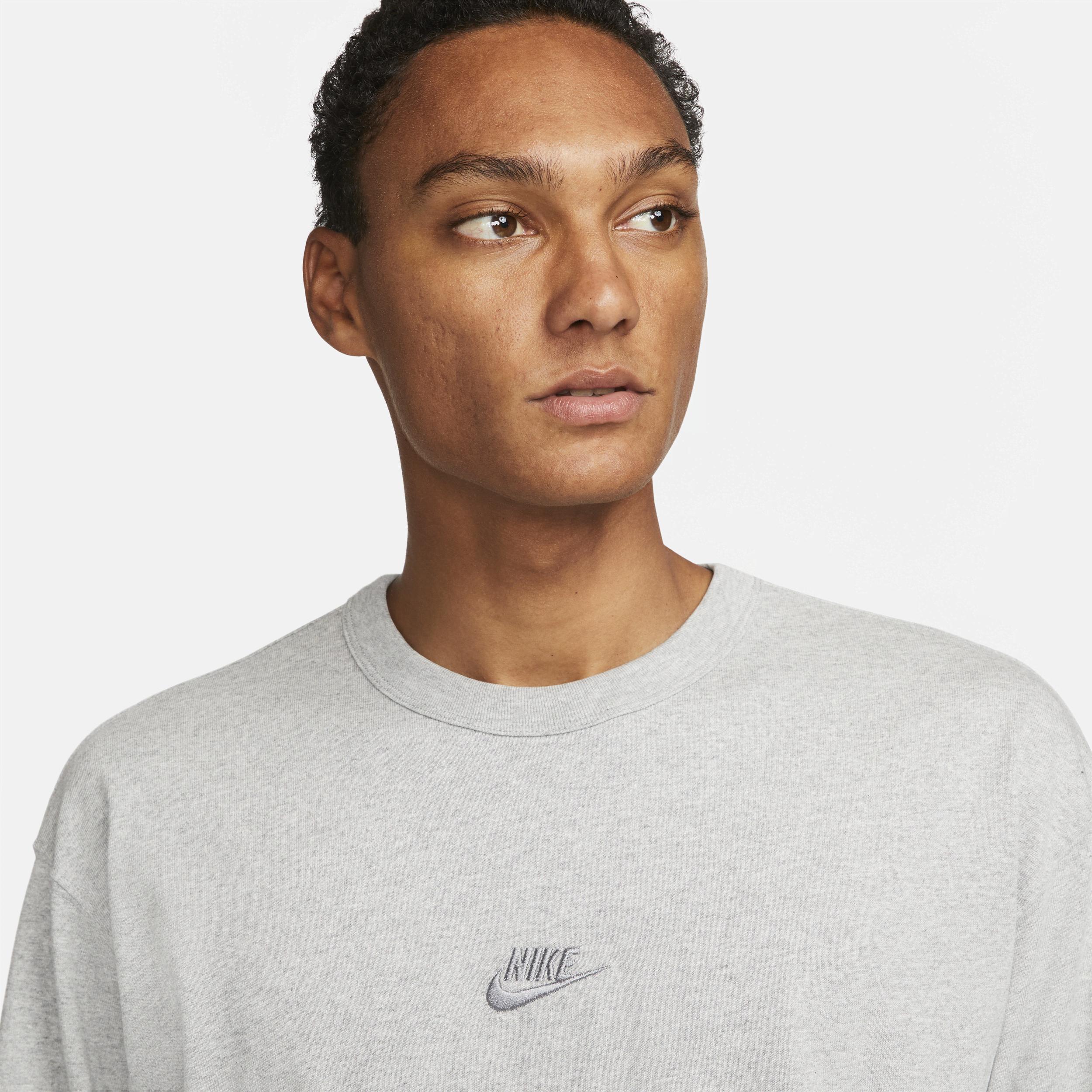 Men's Nike Sportswear Premium Essentials Long-Sleeve T-Shirt Product Image