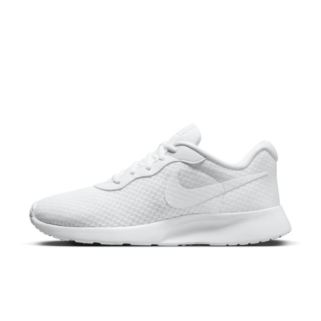 Nike Womens Tanjun EasyOn Shoes Product Image