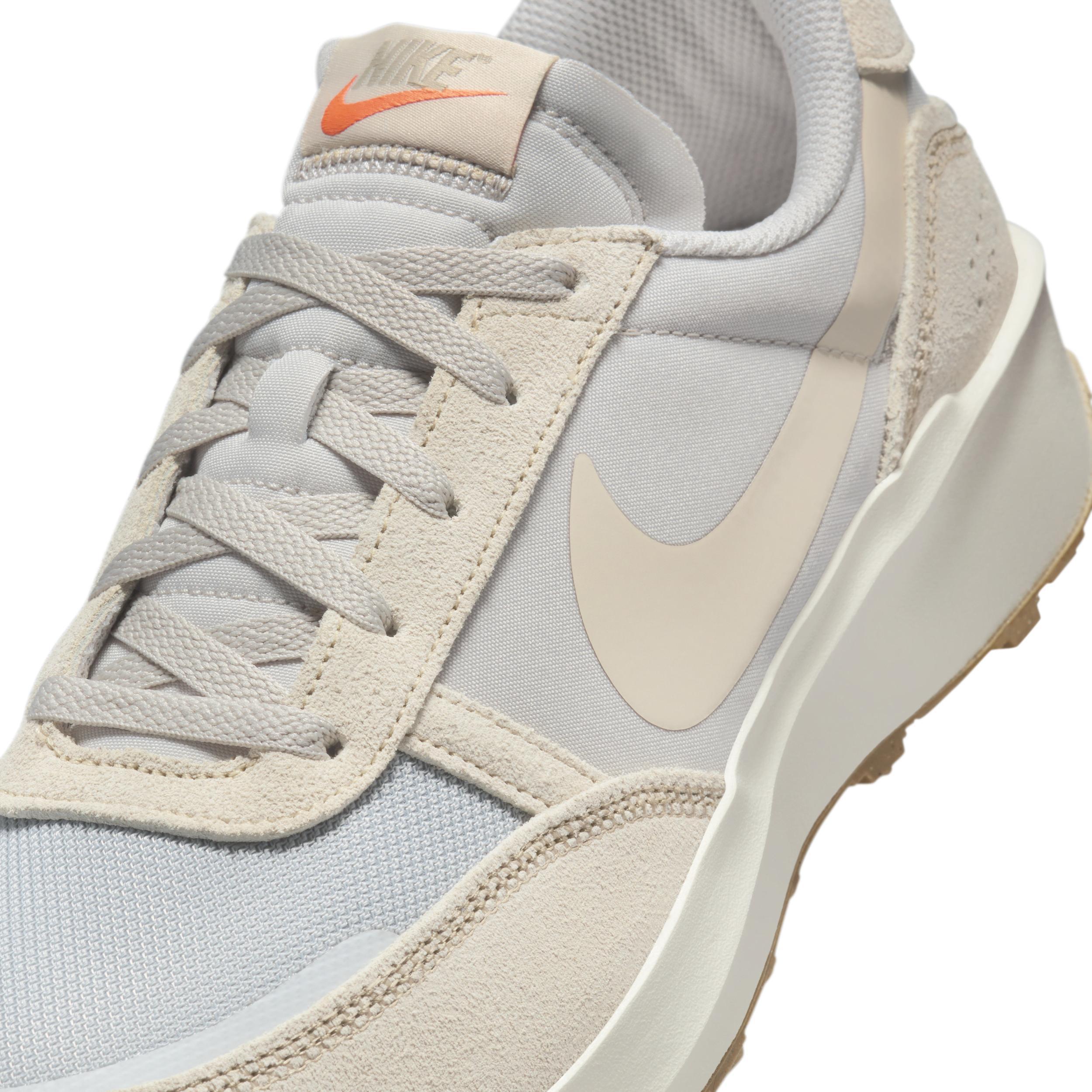 Nike Waffle Debut Mens Shoes Product Image