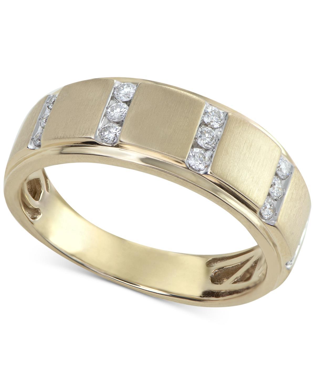 Mens Diamond Band (1/4 ct. t.w.) in 10k Gold Product Image