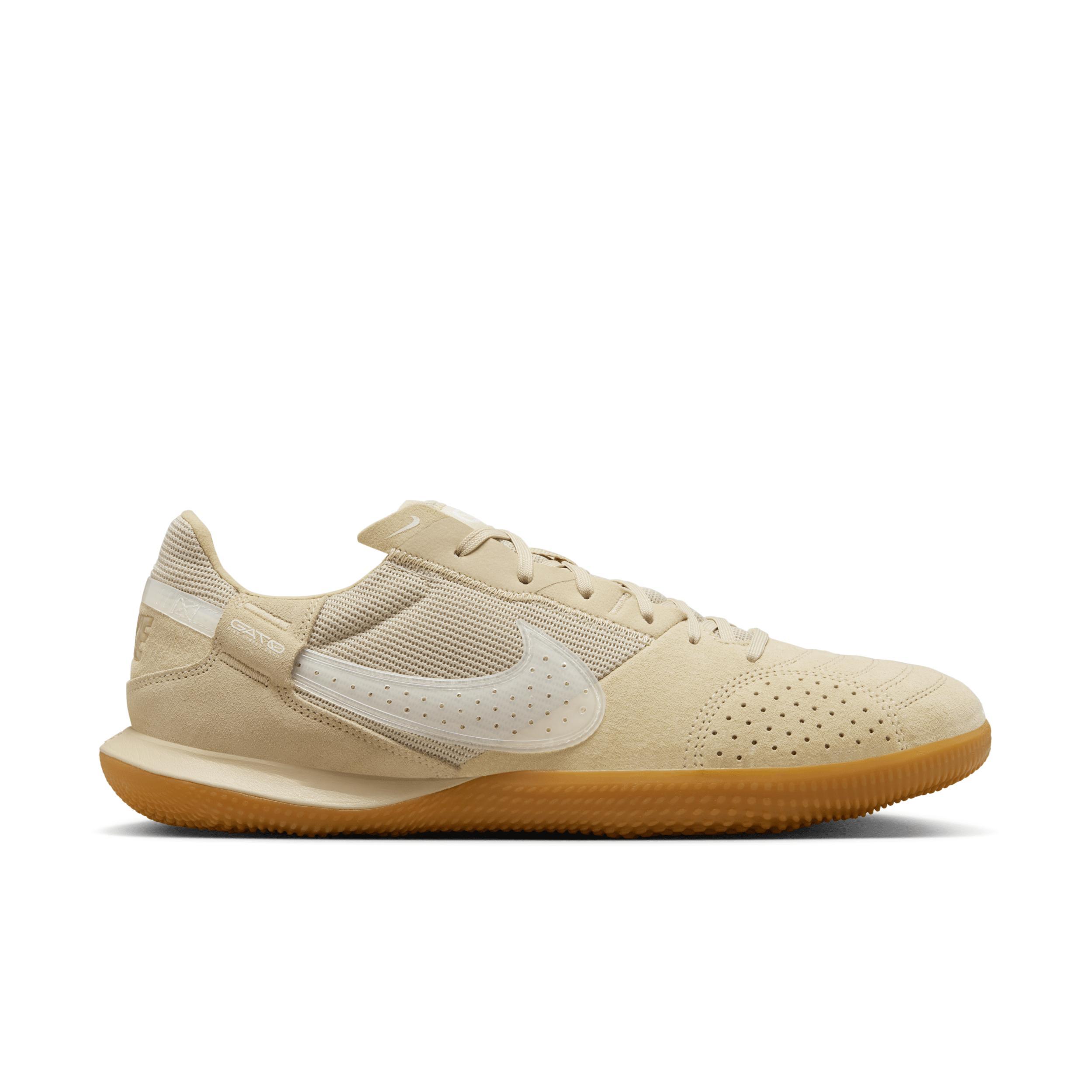 Nike Men's Streetgato Low-Top Soccer Shoes Product Image