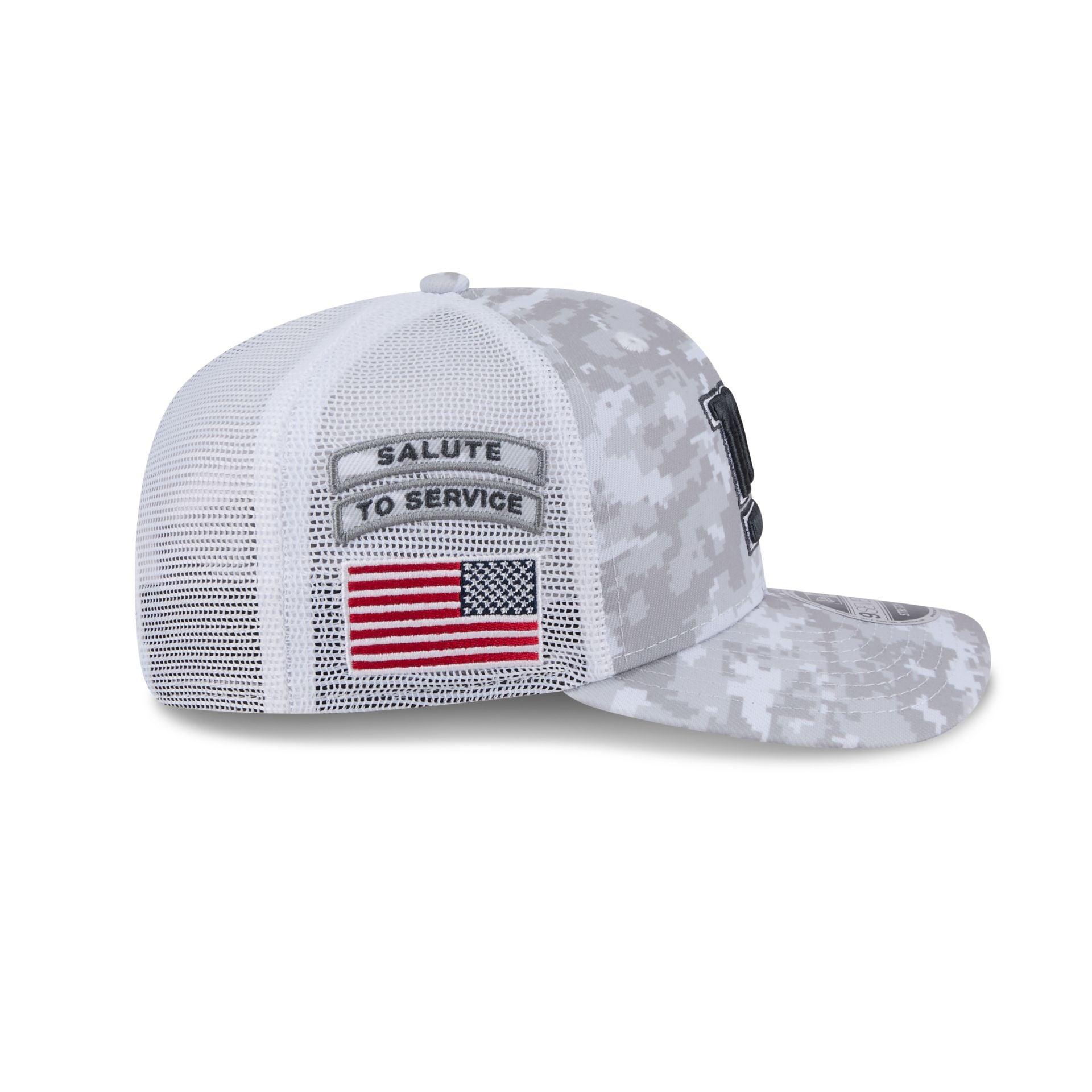 San Francisco 49ers 2024 Salute to Service 9SEVENTY Trucker Hat Male Product Image