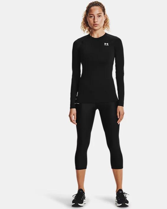 Women's HeatGear® Team Capris Product Image