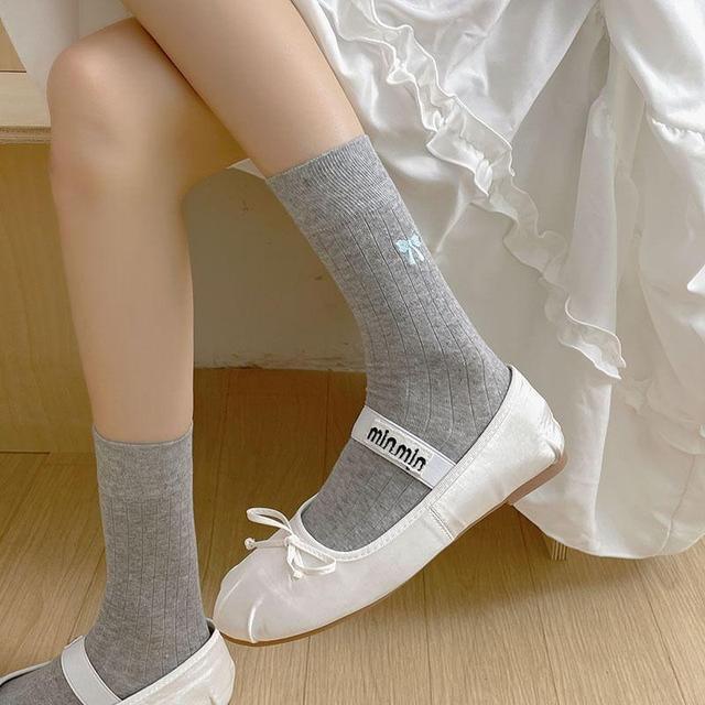 Bow Embroidered Socks Product Image