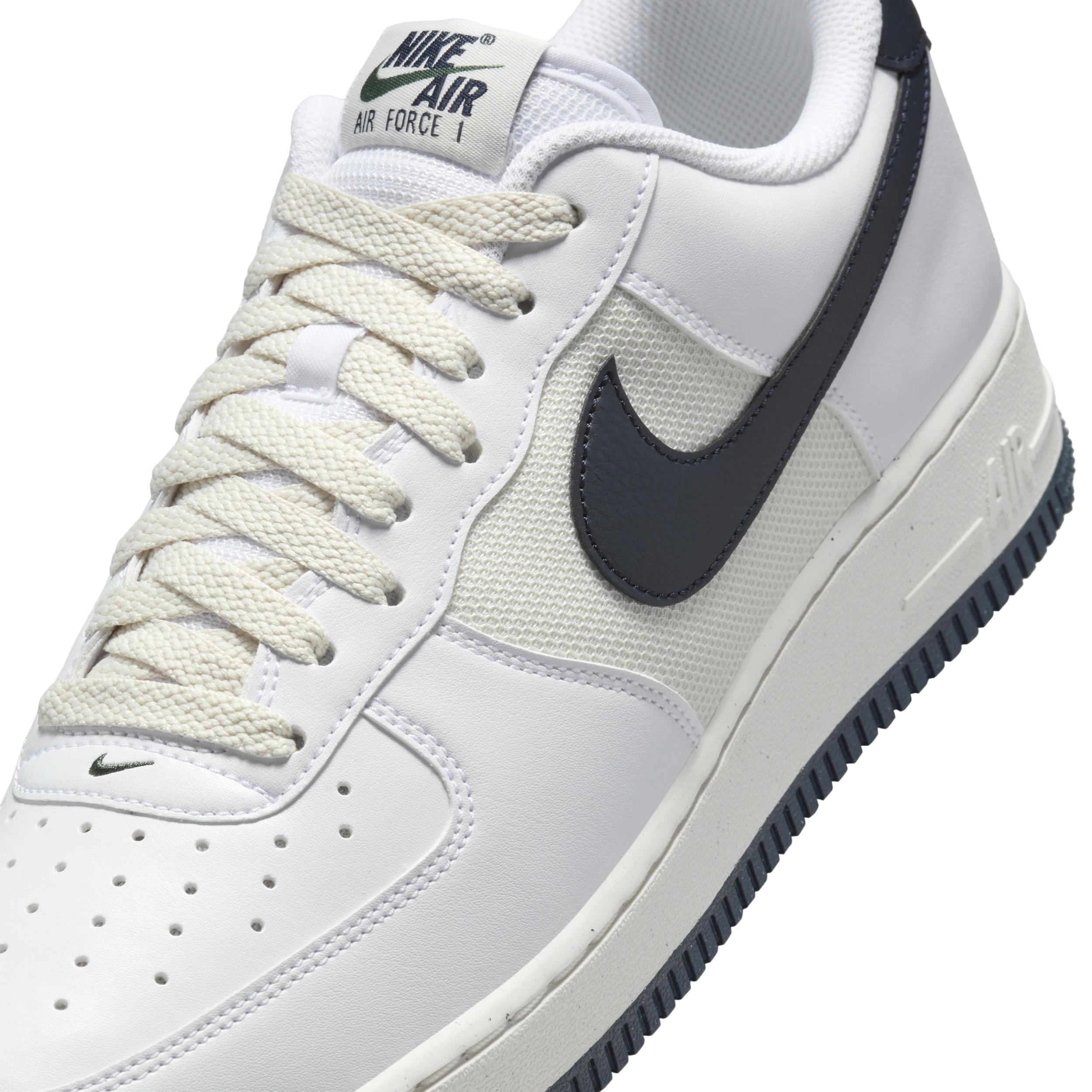 Nike Men's Air Force 1 '07 Shoes Product Image