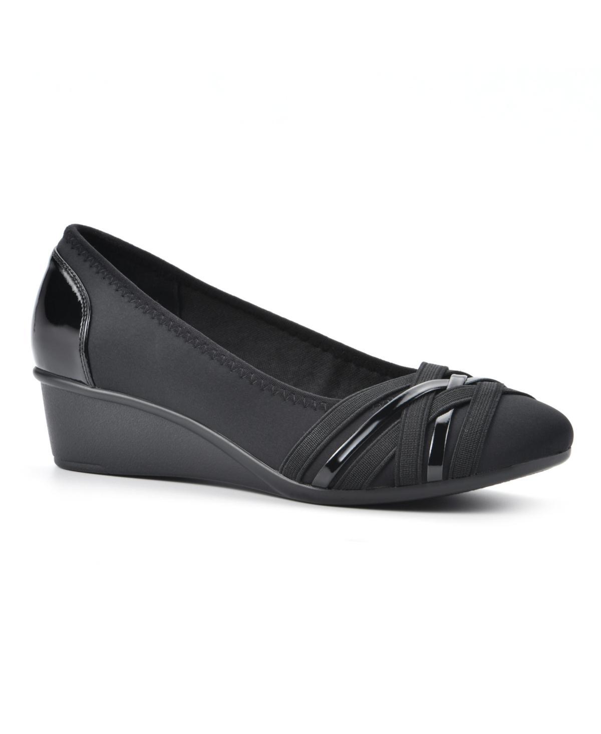 Womens Cliffs by White Mountain Bowie Womens Wedges Product Image