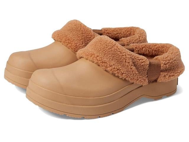 Hunter Play Sherpa Insulated Clog (Tawny) Men's Clog Shoes Product Image