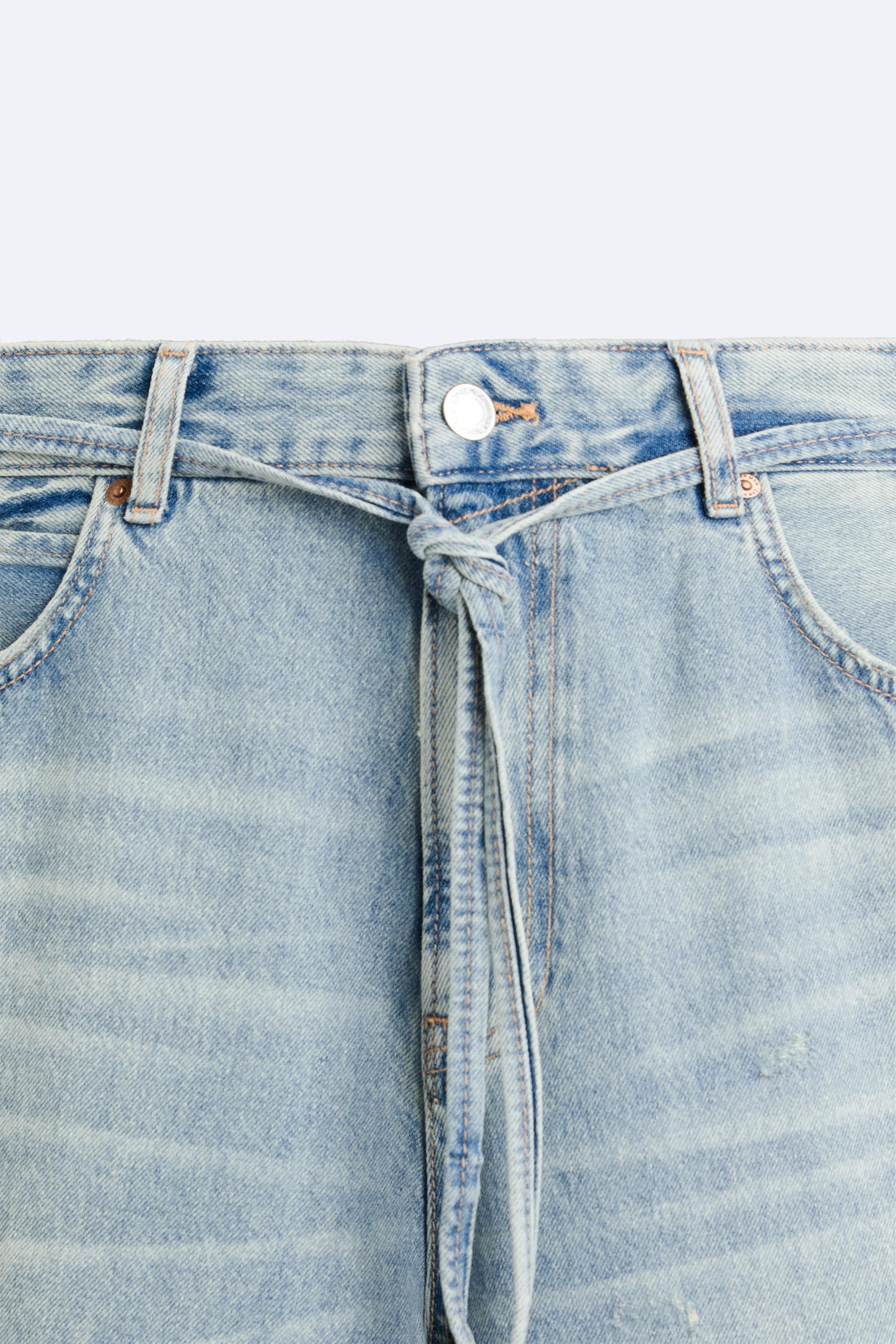 BAGGY BELTED JEANS Product Image