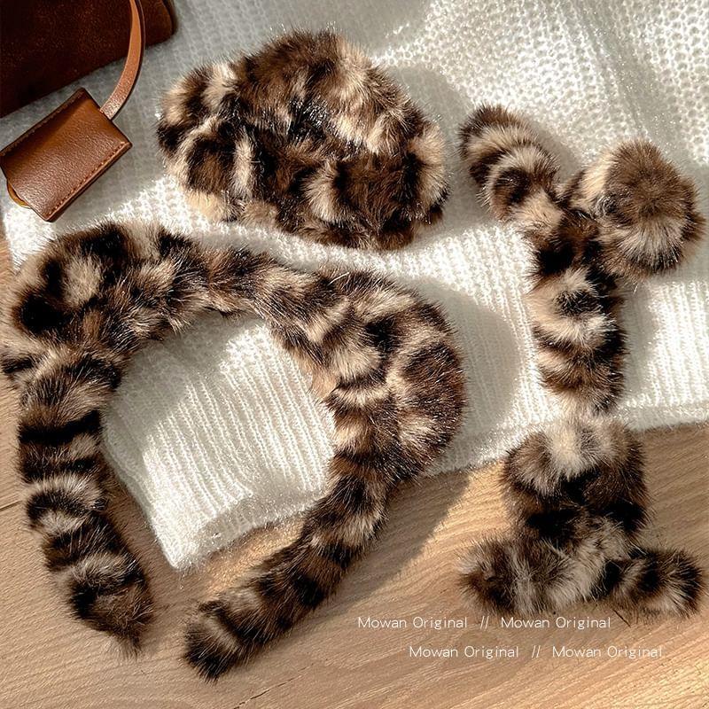 Leopard Print Fluffy Hair Claw / Headband Product Image