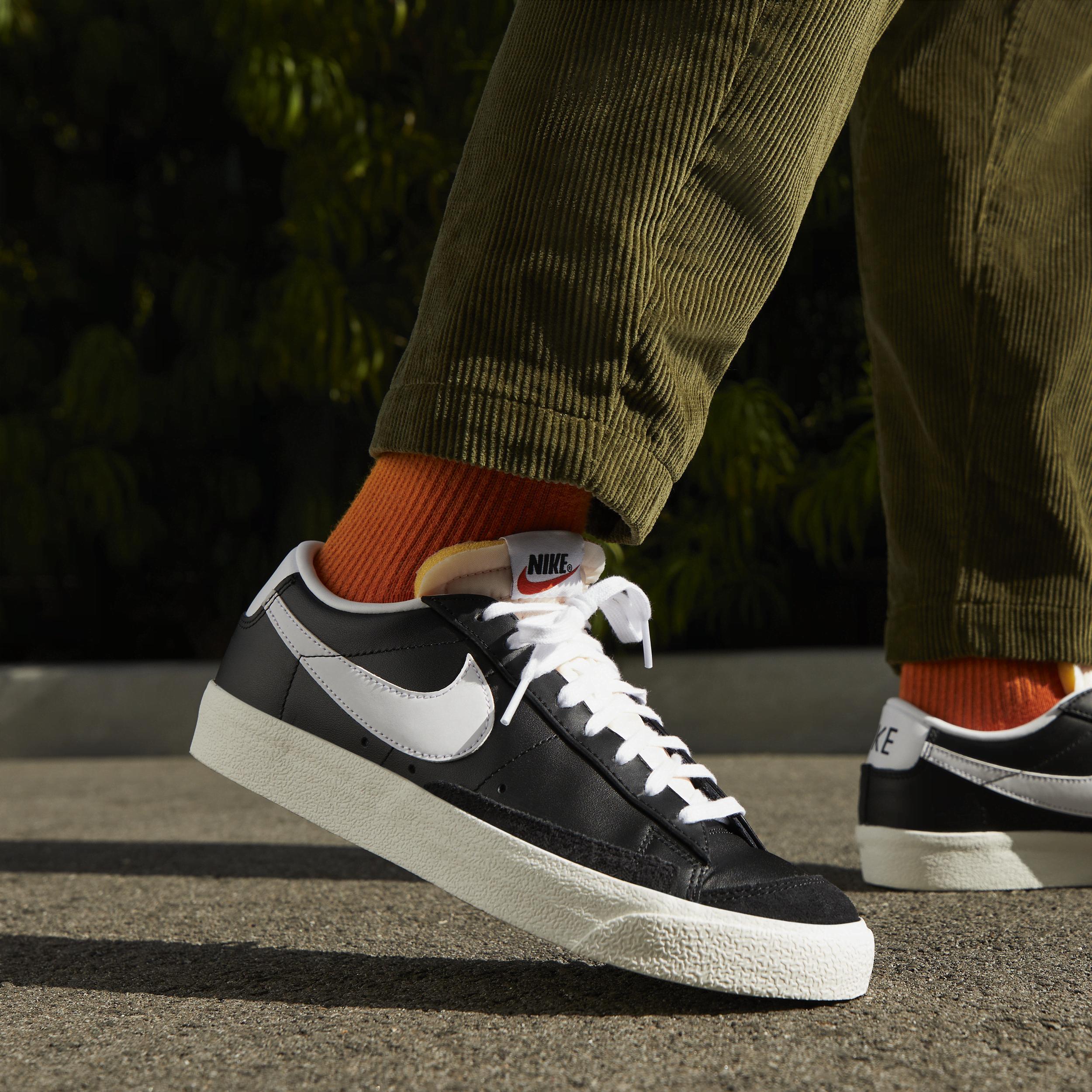 Nike Blazer Low 77 Sneaker Product Image