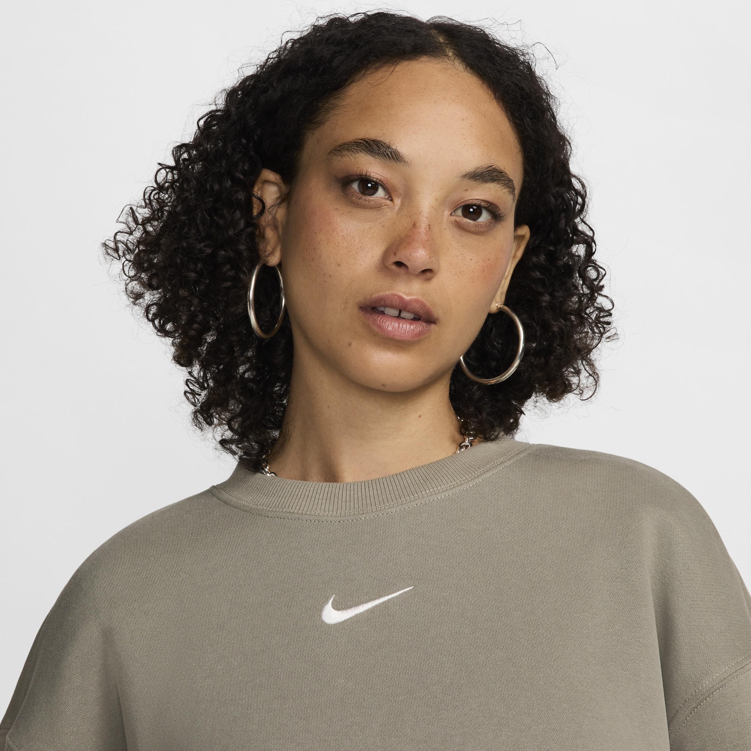 Women's Nike Sportswear Phoenix Fleece Oversized Crew-Neck Sweatshirt Product Image