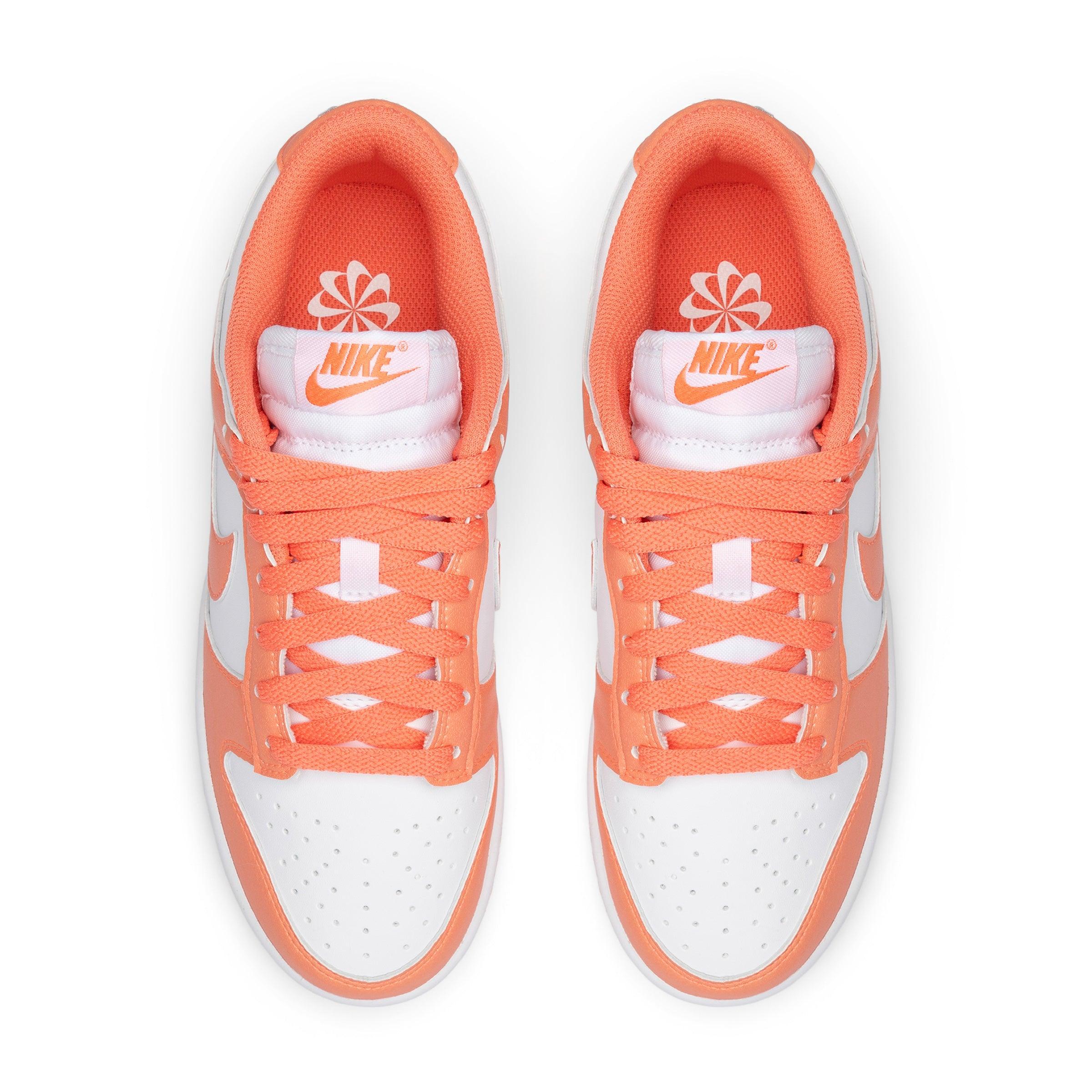 WOMEN'S NIKE DUNK LOW Product Image