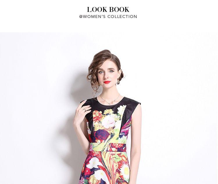 Sleeveless Round Neck Floral Print Midi A-Line Dress Product Image