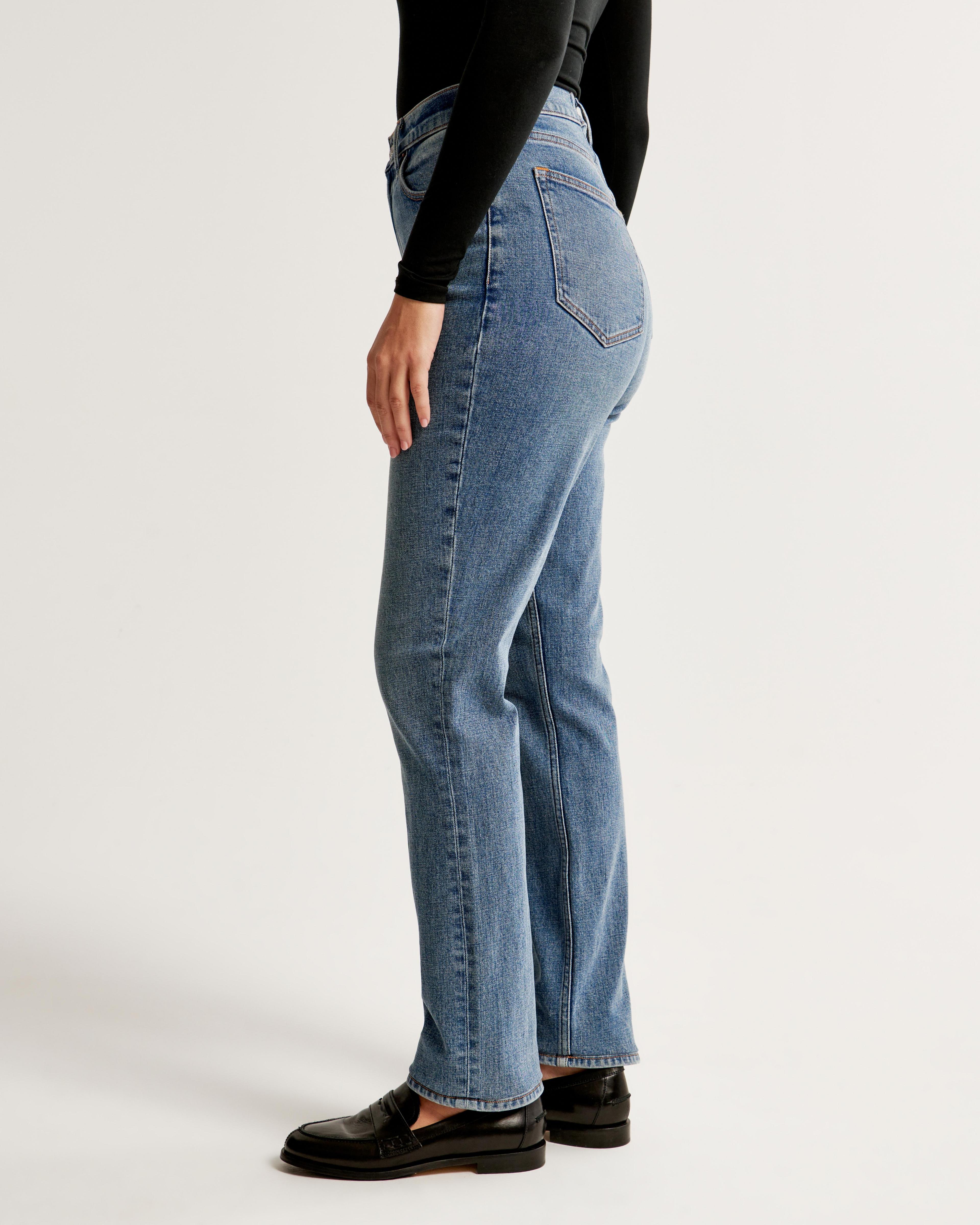 Curve Love Ultra High Rise 90s Slim Straight Jean Product Image