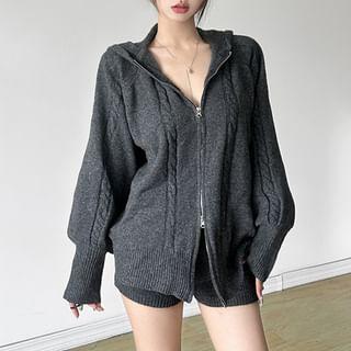 Low Waist Plain Cable-Knit Mini Shorts / Long Sleeve Loose-Fit Zip-Up Sweater Product Image