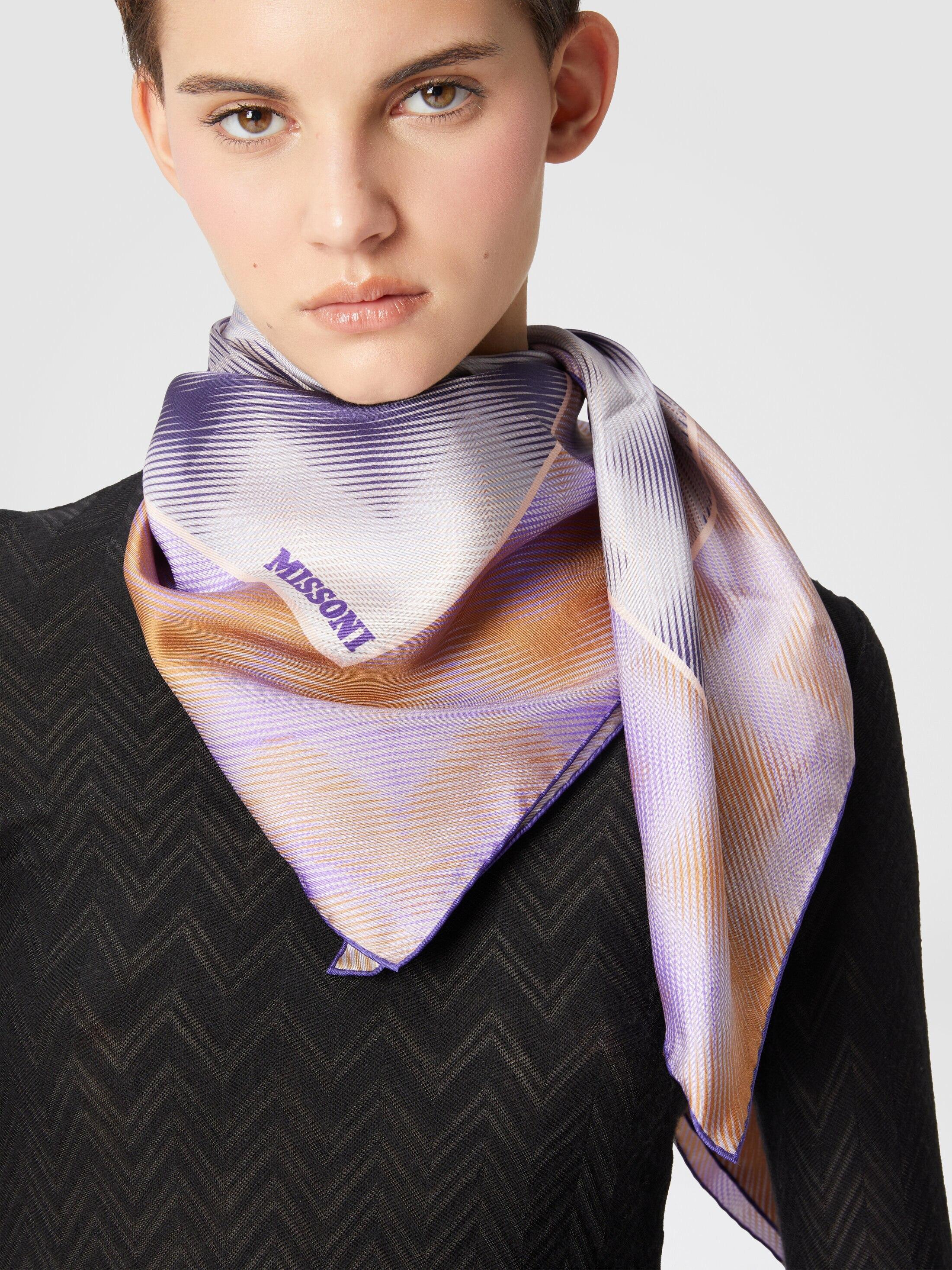 Flamed silk scarf Product Image