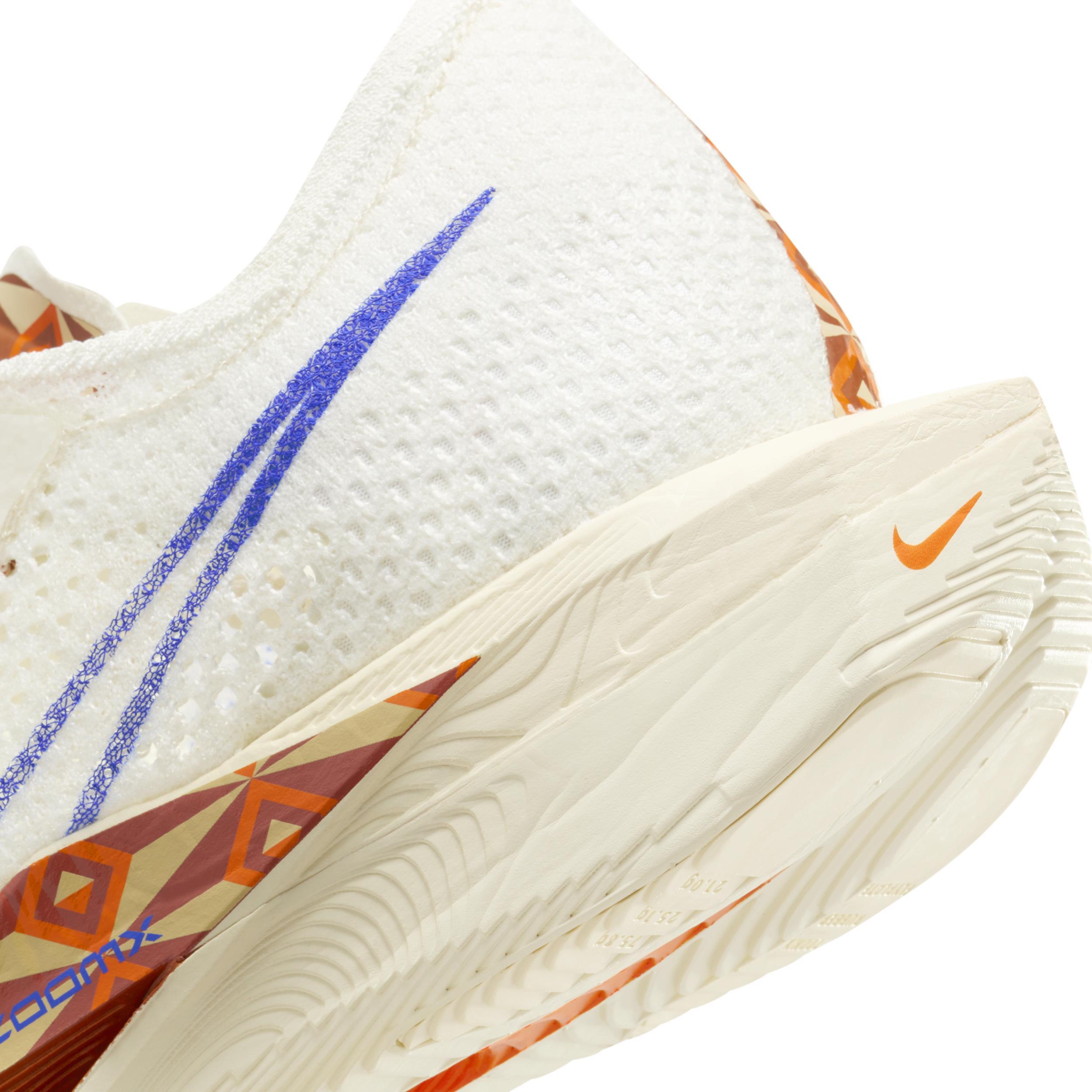 Nike Men's Vaporfly 3 Premium Road Racing Shoes Product Image