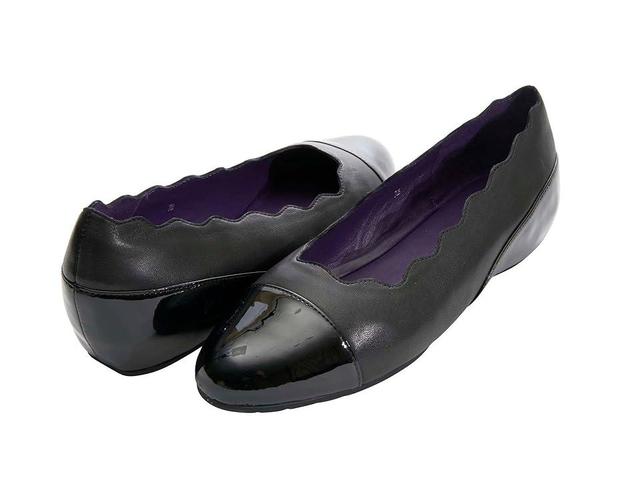 Vaneli Picot Nappa/Black Patent) Women's Flat Shoes Product Image