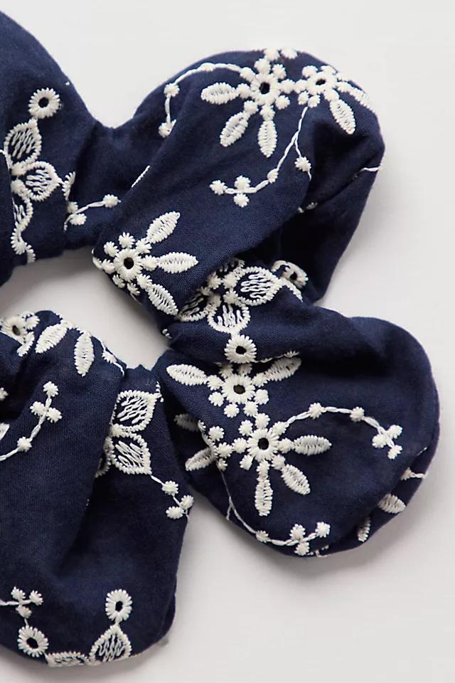 Savannah Flower Scrunchie Product Image