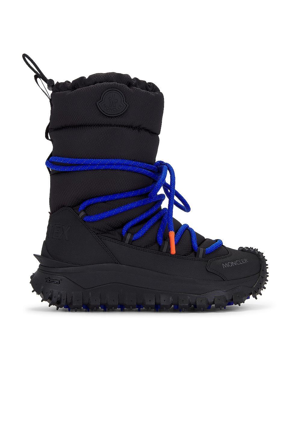 Moncler Trailgrip Apres High Snow Boots in Black - Black. Size 45 (also in 41, 42). Product Image