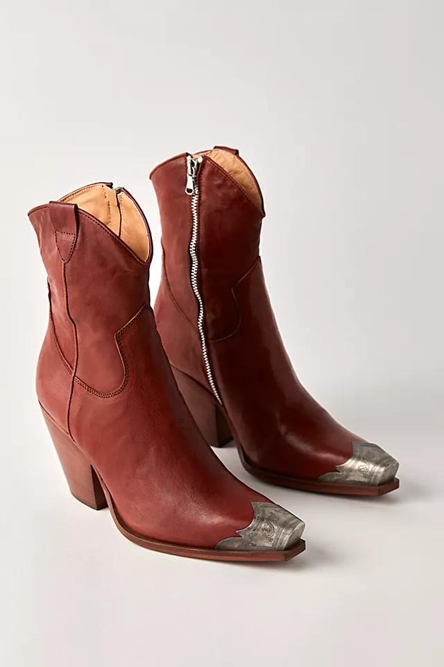 Brayden Western Boots Product Image