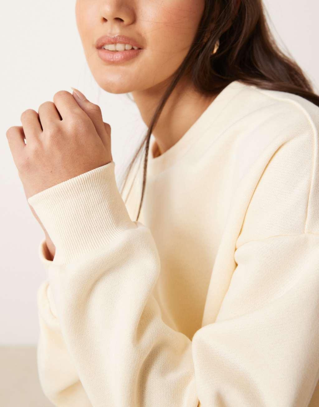 Urban Threads lounge cropped sweatshirt in cream Product Image