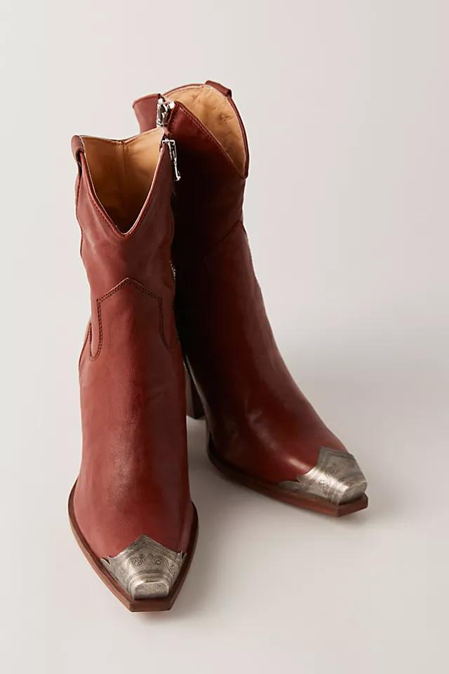 Brayden Western Boots Product Image