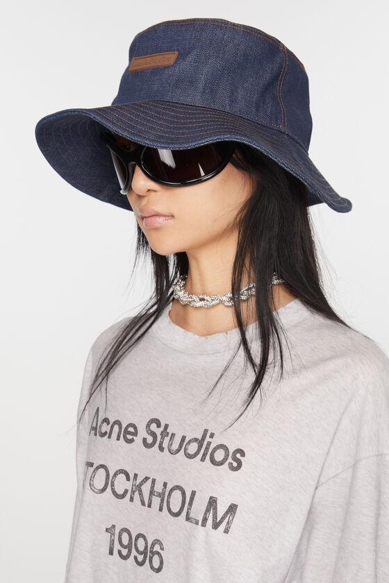 Denim bucket hat Product Image