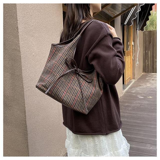 Plaid Bow Tote Bag Product Image