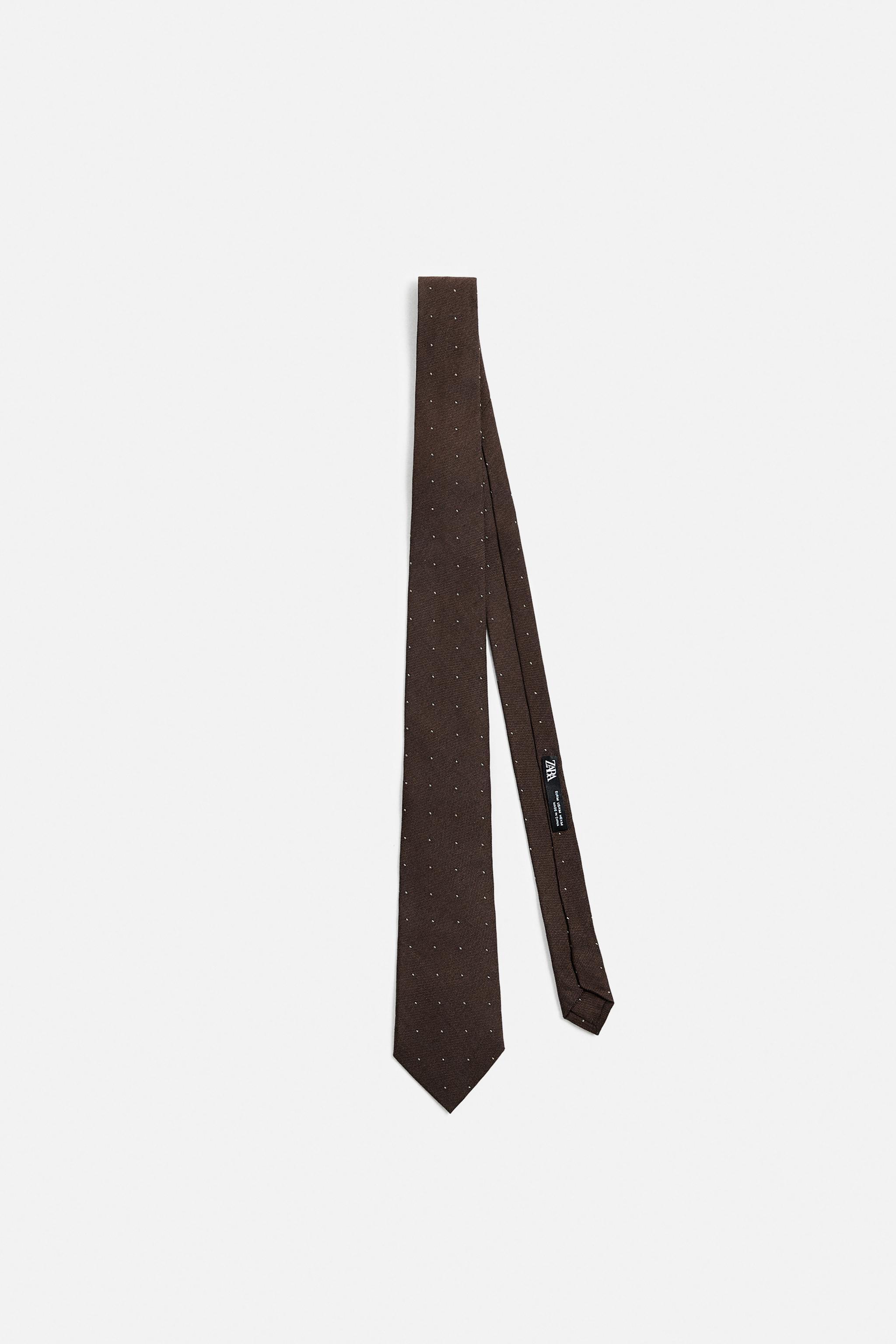 100% SILK POLKA DOT JACQUARD TIE Product Image