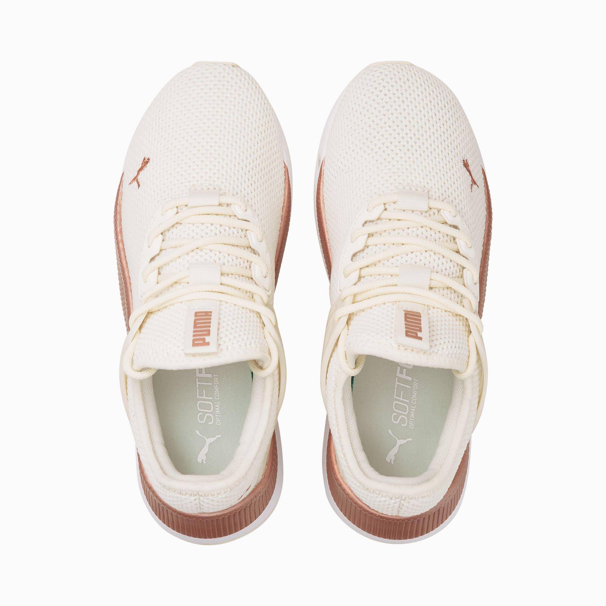 Pacer Future Lux Women's Sneakers Product Image