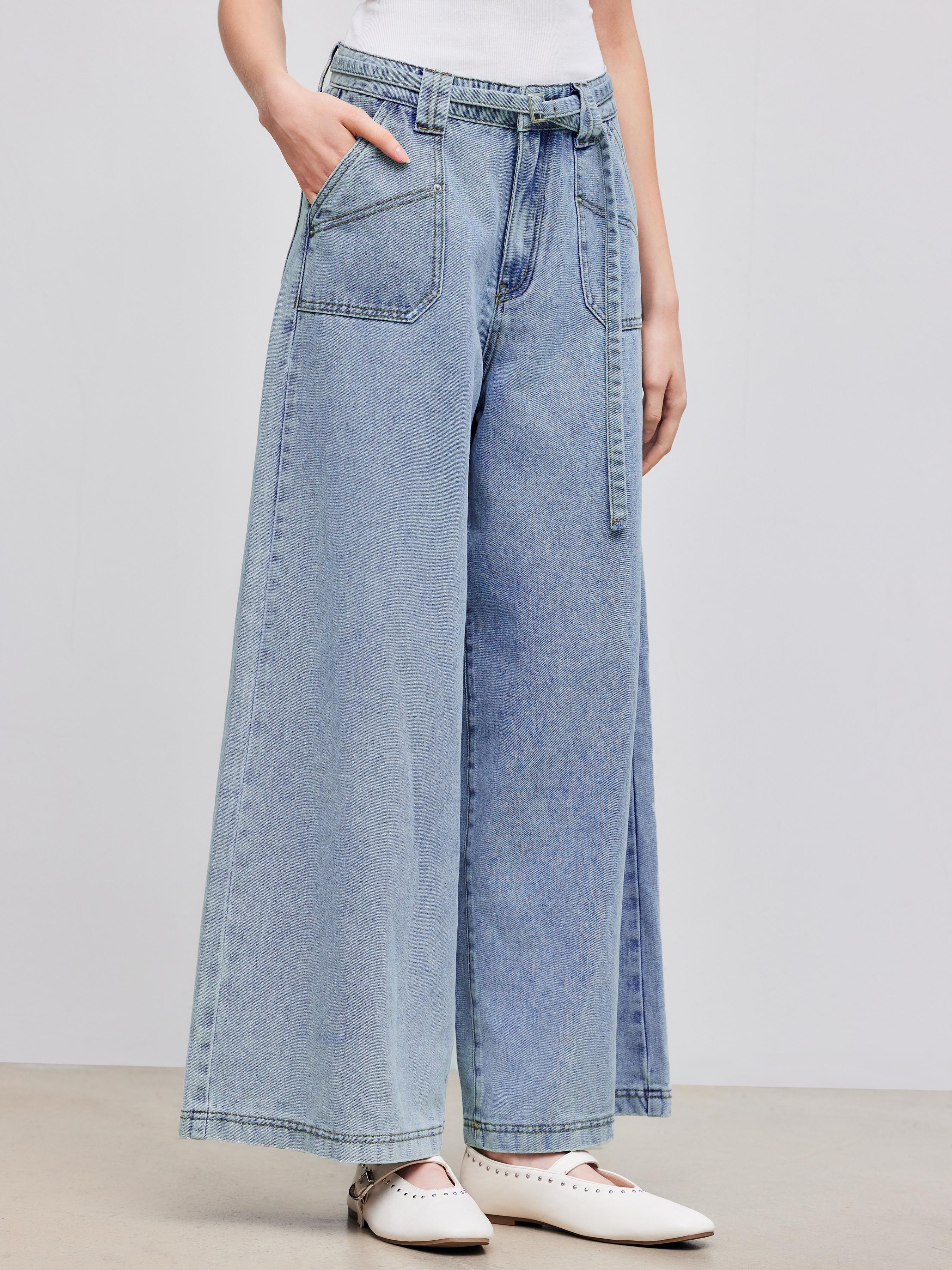 Denim Mid Rise Solid Wide Leg Jeans With Belt Product Image