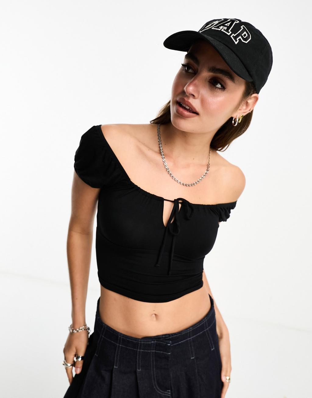 Cotton On tie front short sleeve crop top Product Image