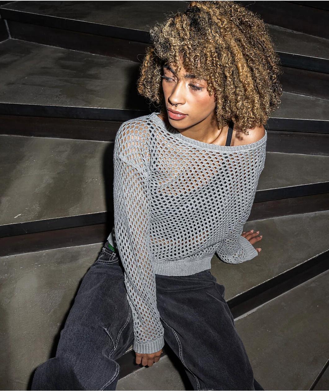 Spicychix Grey Open Knit Long Sleeve Crop Sweater Product Image