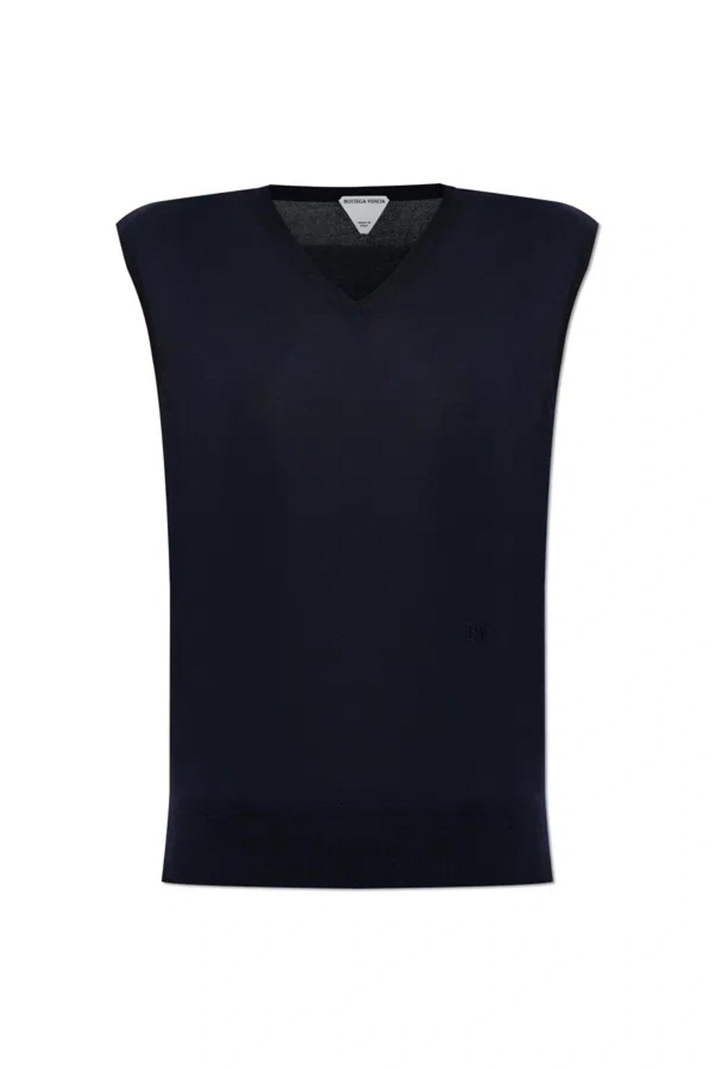 Light Fine Cashmere Gilet In Navy Product Image