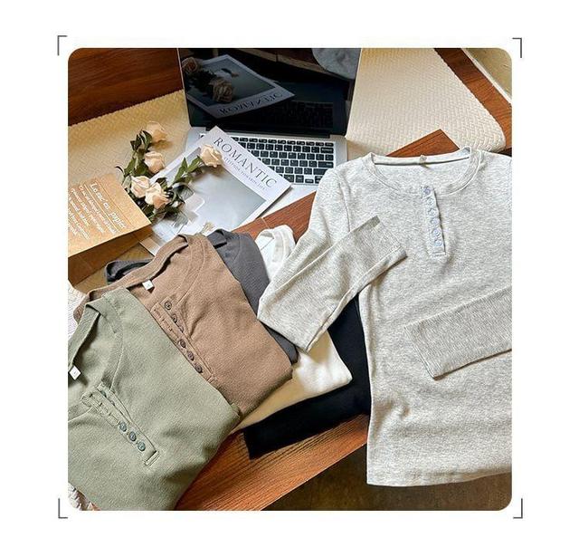 Long-Sleeve Henley Plain T-Shirt Product Image