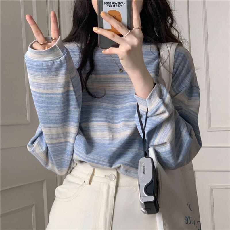 Long-Sleeve Crewneck Striped T-Shirt Product Image