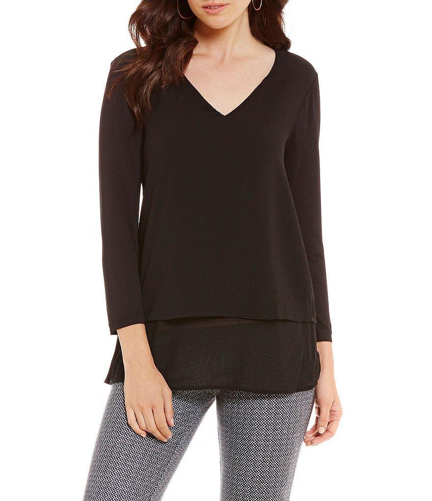 MICHAEL Michael Kors Mixed Woven Knit Layered Hem V-Neck 3/4 Sleeve Shirt Product Image