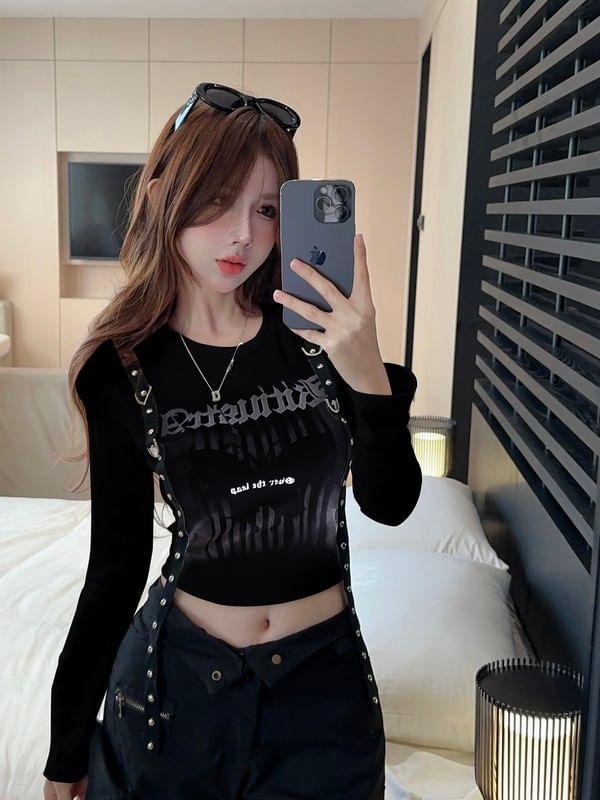 Long-Sleeve Crew Neck Lettering Buckled Crop Slim Fit Tee Product Image