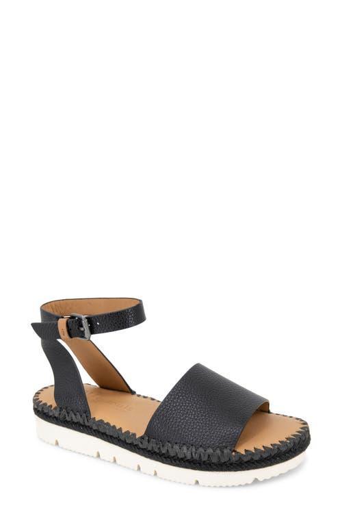 Gentle Souls by Kenneth Cole Womens Lucille Platform Sandals Product Image